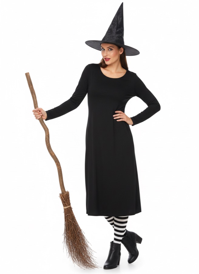 Witch costume reference